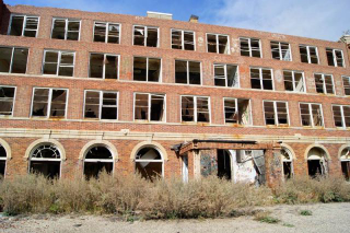 Illustration for article titled This abandoned sanatorium could be the real-life version of the one in American Horror Story